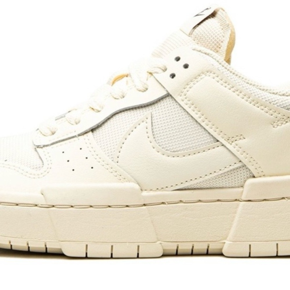 Nike Dunk Low Disrupt “Coconut Milk” CK 6654 105 Women's 10 / Mens 8.5